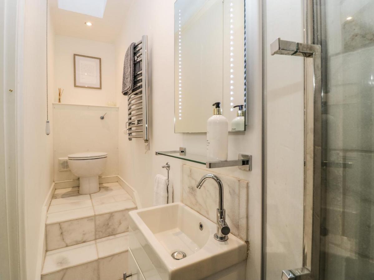 23 Daniel Street Villa Bath Luaran gambar